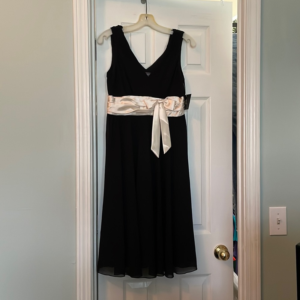 Liz Claiborne Black Dress